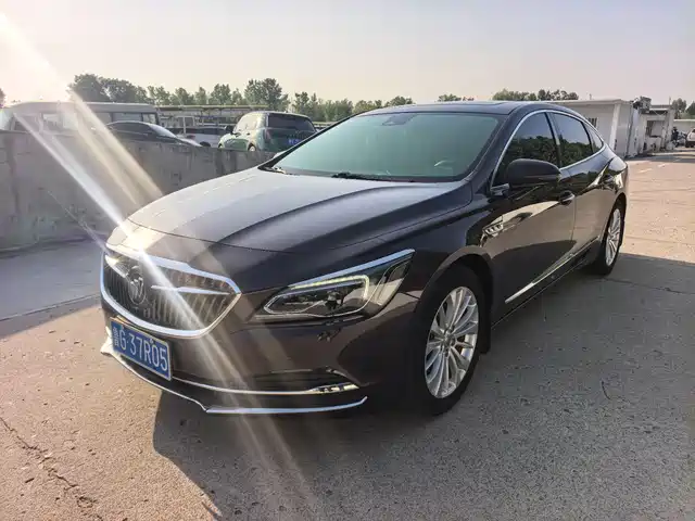 Buick Lacrosse Lacrosse 2016 28t Luxury Model — фото