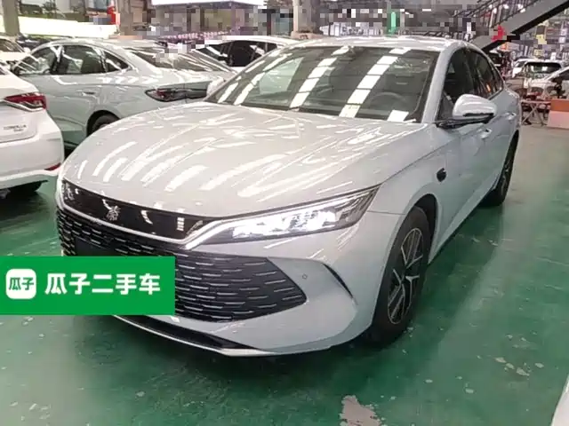 Byd Qin L Qin L 2025 Dm-I Smart Driving Edition 120km Transcendent Type — фото