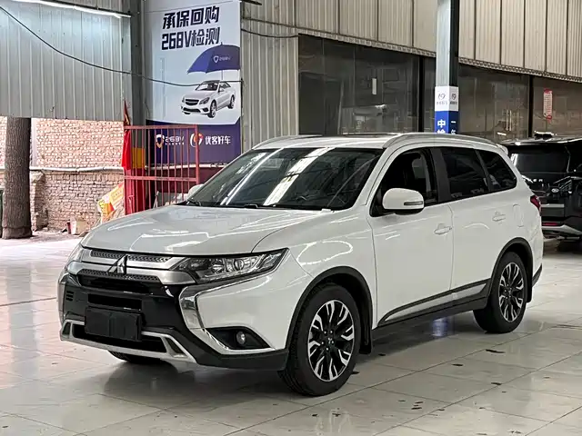 Mitsubishi Outlander Outlander 2019 2.0l 2wd Enjoy Edition, 5 Seats, National Vi — фото