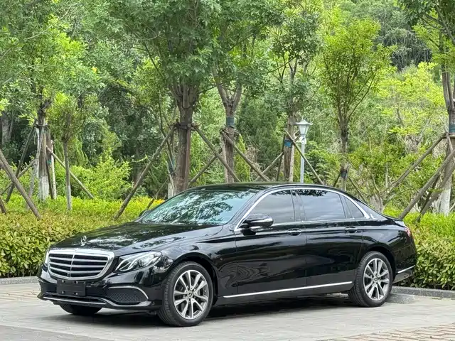 Mercedes-Benz Mercedes-Benz E-Class Mercedes-Benz E-Class 2019 Facelift E 300 L Fashionable Model — фото
