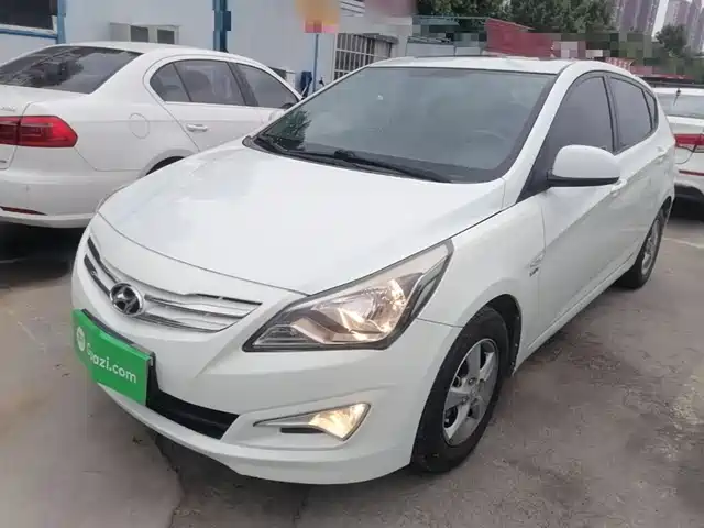 Hyundai Rui Yi Ruiyi 2014 1.4l Automatic Glx — фото