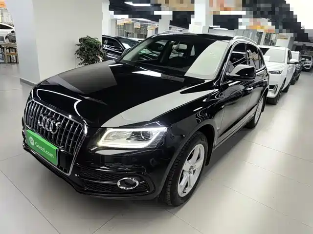 Audi Audi Q5 Audi Q5 2018 Collector'S Edition 40 Tfsi Enterprising — фото
