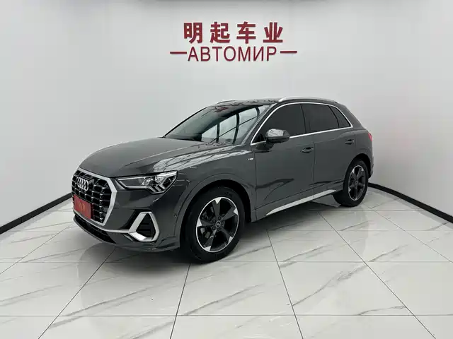 Audi Audi Q3 Audi Q3 2022 35 Tfsi Fashionable And Dynamic — фото