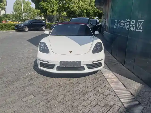 Porsche 718 2023 г.