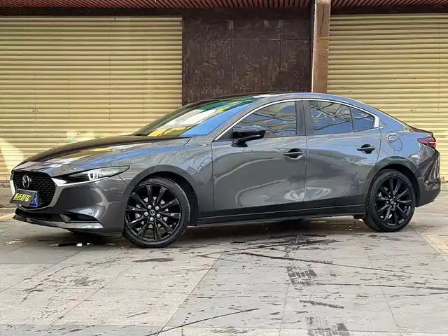Mazda Mazda3 Angkesela Mazda3 Angkesela 2022 2.0l Automatic Premium Obsidian Edition — фото