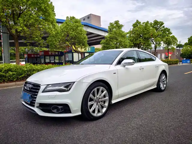 Audi Audi A7 Audi A7 2012 3.0tfsi Quattro Luxury Model — фото