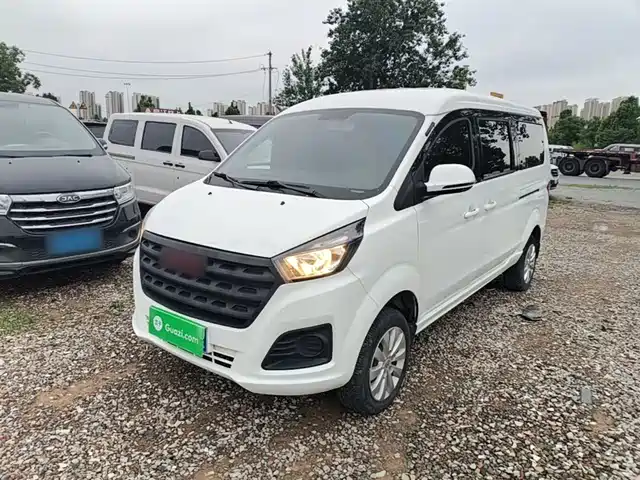 Golden Cup Gold Hiace M Classic Golden Hiace M Classic 2023 1.5L Engineering Lion Bus 5/6/7 Seats — фото
