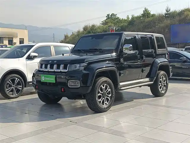 Beijing Cross Country Beijing Off-Road Bj40 Beijing Off-Road Bj40 2020 2.0t Automatic Four-Wheel Drive City Hunter Version Knight Type — фото