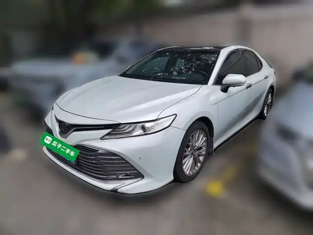 Toyota Camry Camry 2018 2.5g Deluxe Edition — фото