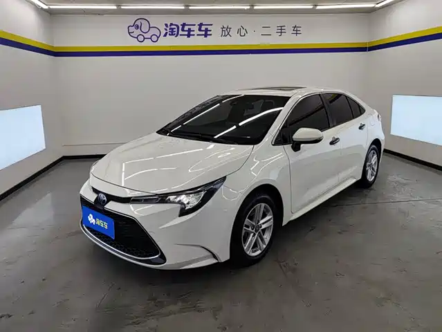 Toyota Lei Ling Ralink 2022 Dual Engine 1.8h E-Cvt Deluxe Edition — фото