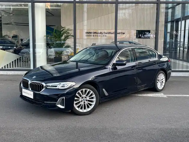 Bmw Bmw 5 Series Bmw 5 Series 2022 525li Luxury Package — фото