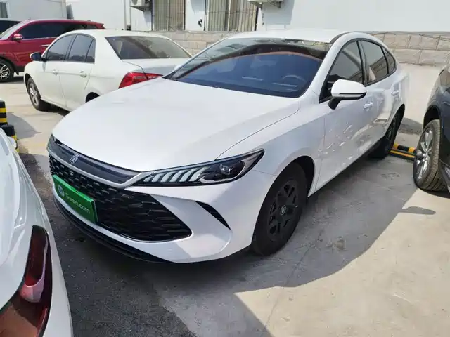 Byd Qin Plus Qin Plus 2025 Dm-I Smart Driving Version 55km Leading Model — фото