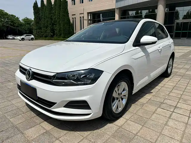 Volkswagen Polo Polo 2019 Plus 1.5l Automatic Panoramic Enjoyment Edition — фото