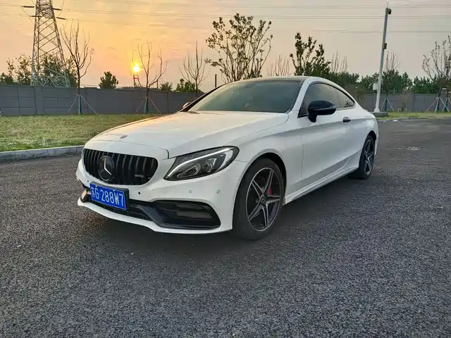Mercedes-Benz Mercedes-Benz C-Class (Imported) Mercedes-Benz C-Class (Imported) 2018 C 200 Coupe — фото
