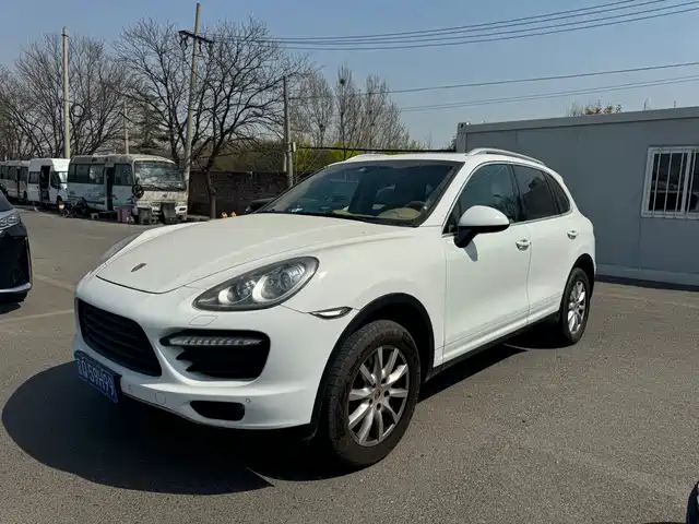 Porsche Cayenne Cayenne 2014 Cayenne Platinum Edition 3.0t — фото