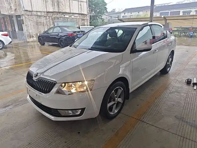 Skoda Octavia Octavia 2016 1.6l Automatic Edition — фото