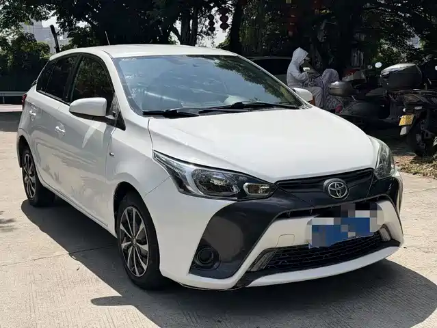 Toyota Yaris L To Dazzle Yaris L Zhixuan 2016 Facelift 1.5e Cvt Charming Version — фото