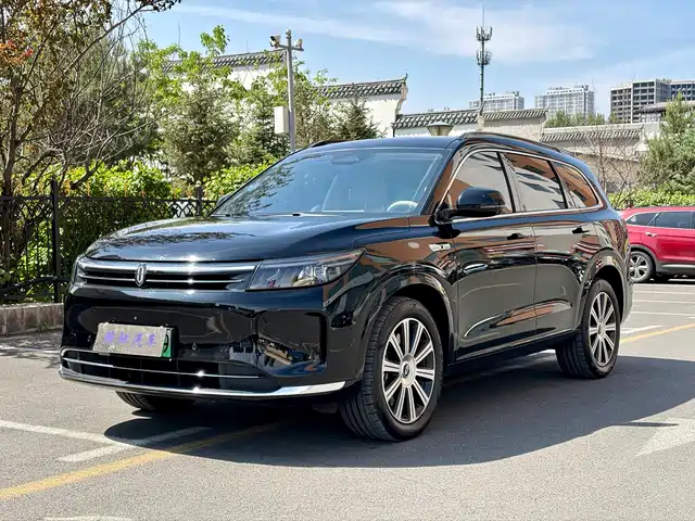 Aito Asks The World Wenjie M7 Wenjie M7 2024 1.5t Intelligent Driving Four-Wheel Drive Pro Version 5 Seats — фото