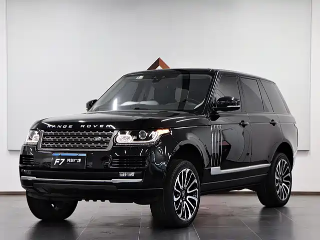 Land Rover Range Rover Range Rover 2017 3.0 Sc V6 Vogue — фото