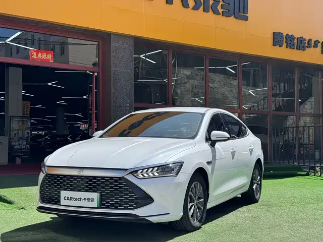 Byd Qin Plus Qin Plus 2024 Honor Edition Dm-I 55km Leading Type — фото