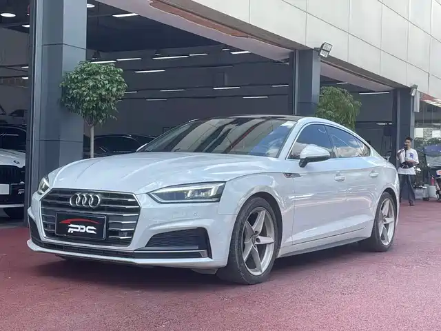 Audi Audi A5 (Imported) Audi A5 Imported 2019 Sportback 40 Tfsi Fashionable Model — фото