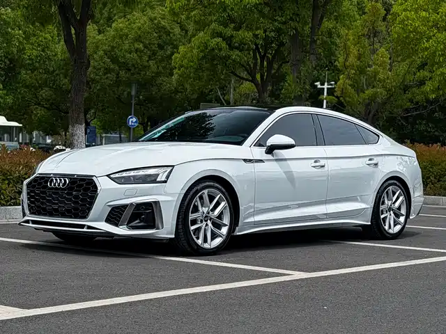 Audi Audi A5 (Imported) Audi A5 Imported 2023 Sportback 40 Tfsi Fashionable And Dynamic — фото