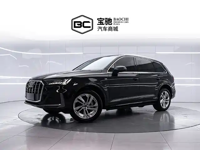 Audi Audi Q7 Audi Q7 2023 45 Tfsi Quattro S Line Sports — фото