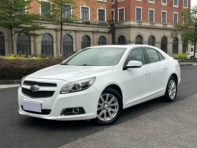 Chevrolet Malibu Malibu 2014 2.0l Automatic Comfort Version — фото