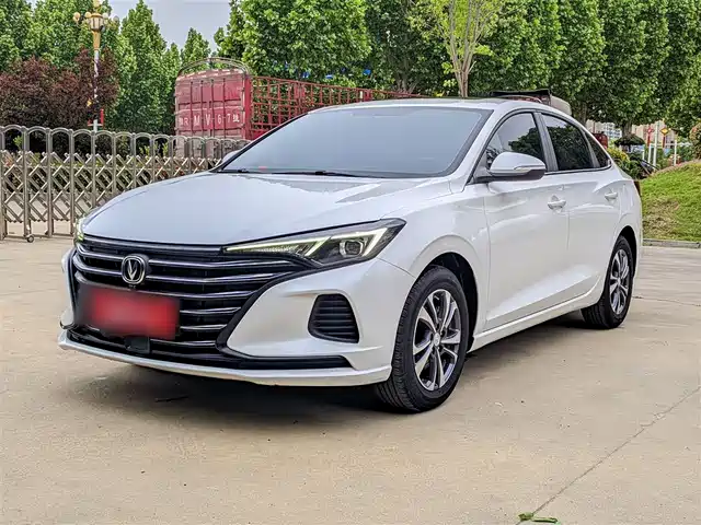 Chang'An Escape Eado 2020 Plus 1.6l Gdi Manual Luxury Model — фото
