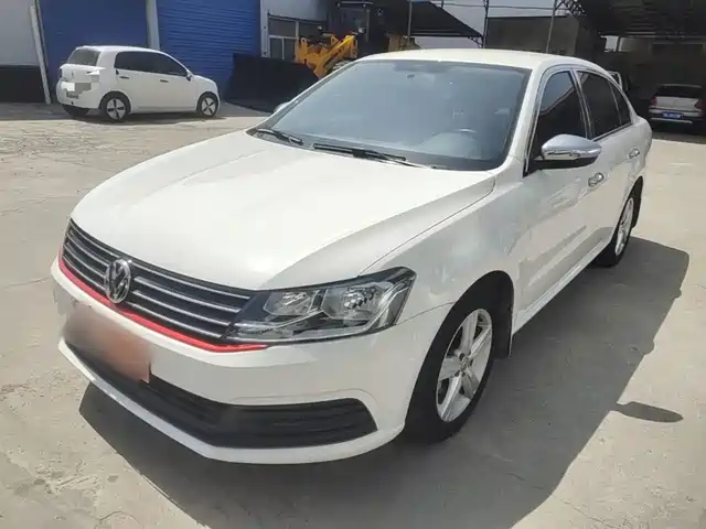 Volkswagen Lavida Lavida 2017 1.6l Manual Fashion Edition — фото