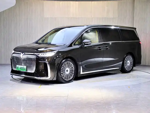 Lantu Automobile Lantu Dreamer Lantu Dreamer 2025 Phev Four-Wheel Drive Flagship Kunpeng Version — фото