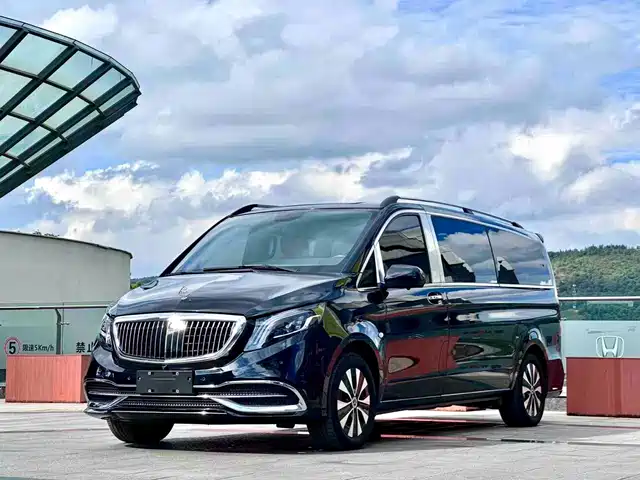 Mercedes-Benz Vito Vito 2023 2.0t Elite Edition 7 Seats — фото