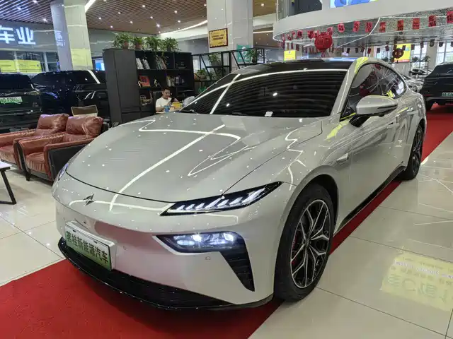 Dongfeng Yipai eπ007 eπ007 2025 pure electric 565 four-wheel drive Max pilot version — фото