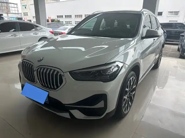 Bmw Bmw X1 Bmw X1 2022 Xdrive25li Exclusive Model — фото