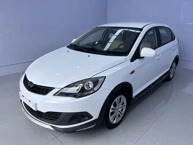 Chery Storm 2 Fengyun 2 2015 1.5l Manual New Edition — фото