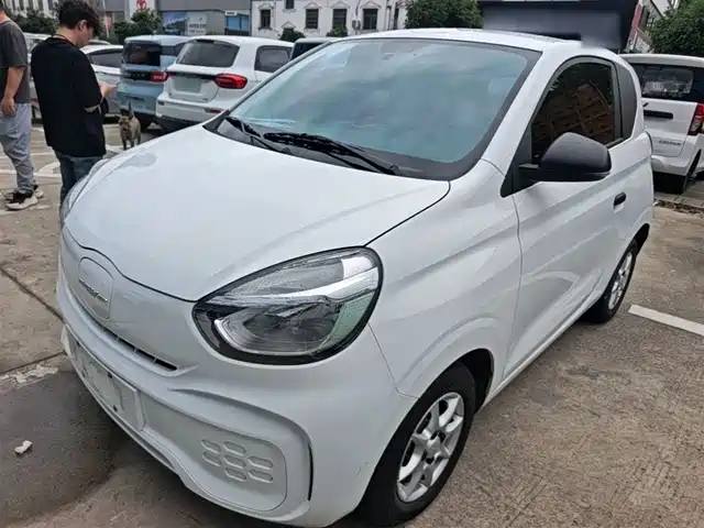 Roewe Clever Clever 2022 311km Yuanqi Bobo Edition — фото