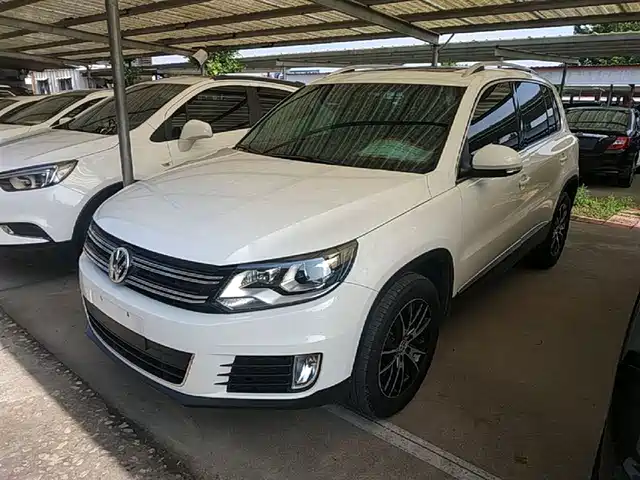 Volkswagen Tiguan Tiguan 2015 1.8tsi Automatic Two-Wheel Drive Luxury Model — фото