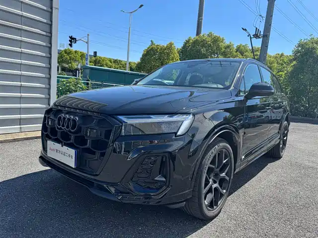 Audi Audi Q7 Audi Q7 2024 45 Tfsi Quattro S Line Black Warrior — фото