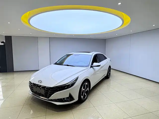Hyundai Elantra Elantra 2022 1.5l Cvt Lux Premium Edition — фото
