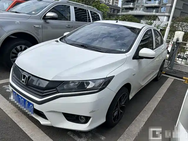 Honda Gray Gori 2016 1.5l Cvt Classic Edition — фото