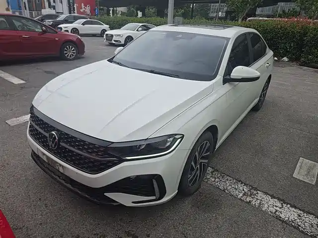 Volkswagen Lavida Lavida 2024 1.5l Automatic Starry Sky Five Million Edition — фото