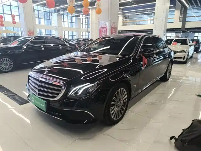 Mercedes-Benz Mercedes-Benz E-Class Mercedes-Benz E-Class 2019 Facelift E 300 L Fashionable Model — фото