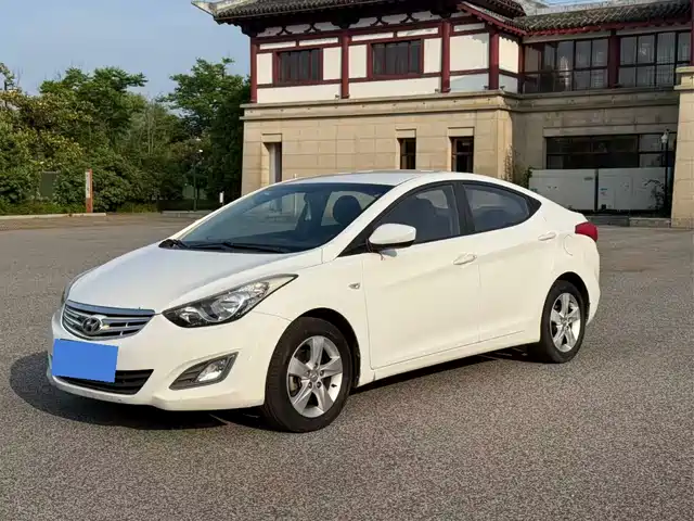 Hyundai Langdong Langdong 2012 1.6l Automatic Fashion Model — фото