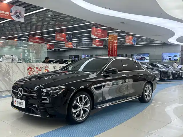 Mercedes-Benz Mercedes-Benz E-Class Mercedes-Benz E-Class 2022 Facelift E 300 L Sporty And Stylish — фото
