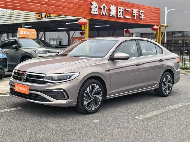 Volkswagen Bora Bora 2024 300tsi Dsg Premium Edition — фото