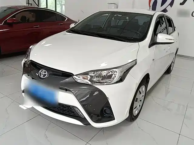 Toyota Yaris L To Dazzle Yaris L Zhixuan 2022 1.5l Cvt Leading Plus Version — фото