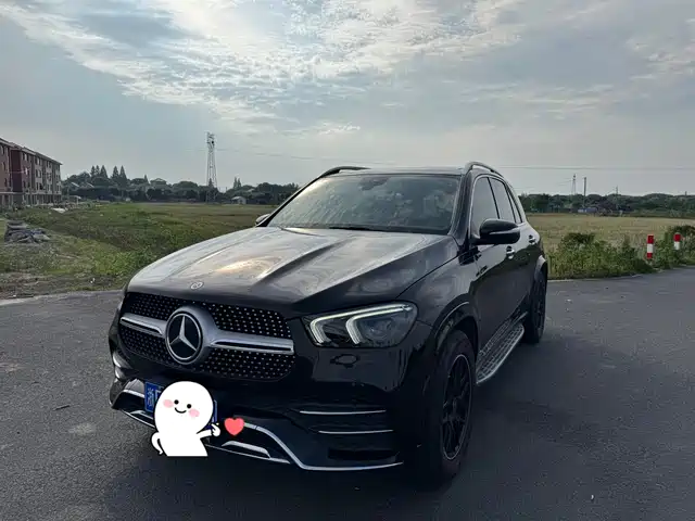 Mercedes-Benz Mercedes-Benz Gle Mercedes-Benz Gle 2020 Facelift Gle 350 4matic Fashion Model — фото