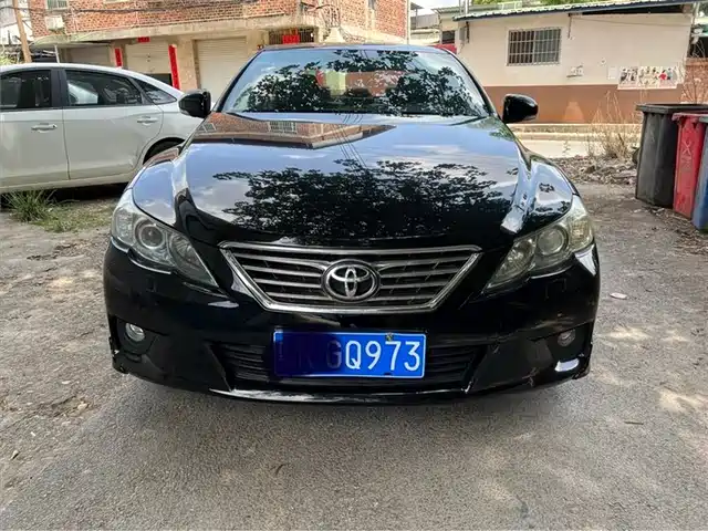 Toyota Ruizhi Reizhi 2012 2.5v Elegant Elite Version — фото