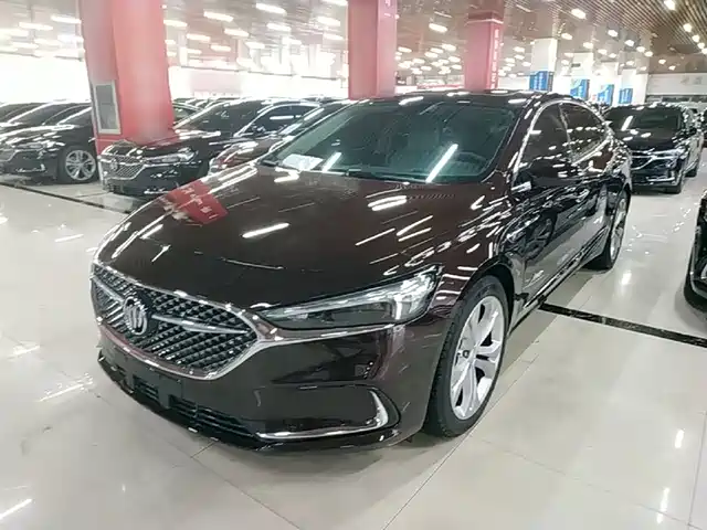 Buick Lacrosse Lacrosse 2021 Avenir Avenir Early Access Model — фото
