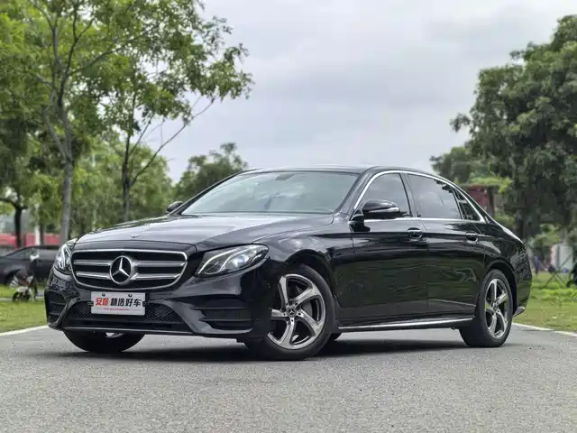 Mercedes-Benz Mercedes-Benz E-Class Mercedes-Benz E-Class 2019 Facelift E 300 L Sports Luxury Model — фото